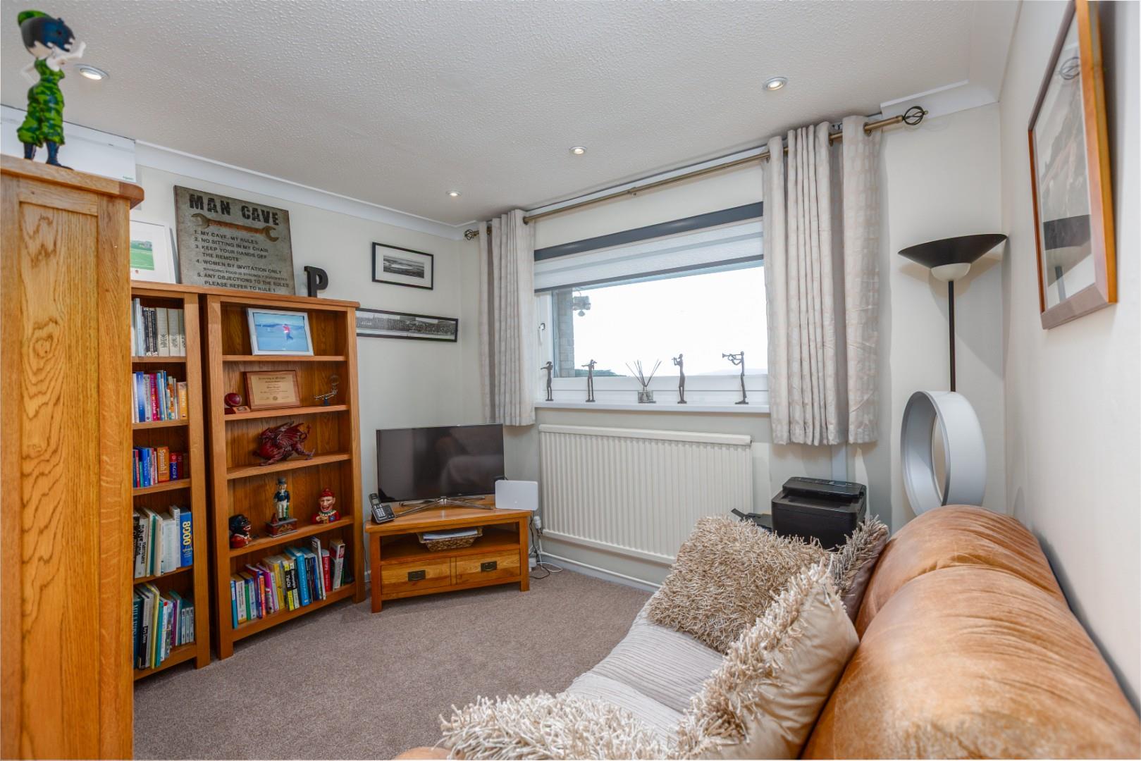 Westport Avenue, Mayals, Swansea, SA3 5EF